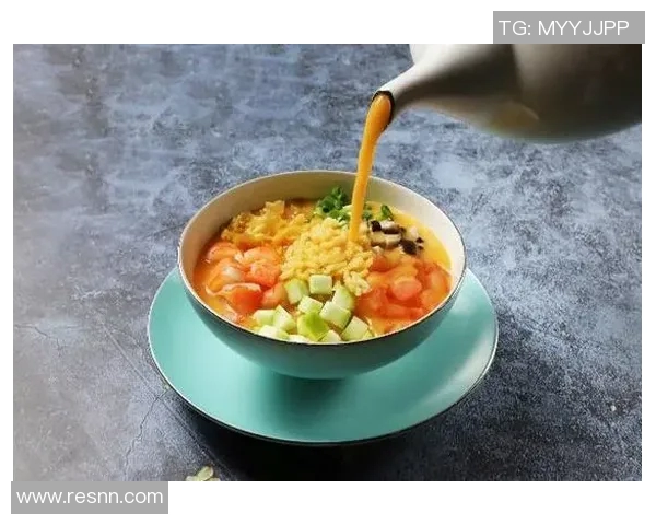 足球球星与中餐的奇妙邂逅：从赛场到餐桌的美味之旅